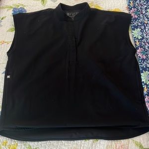 Fig women’s scrub top